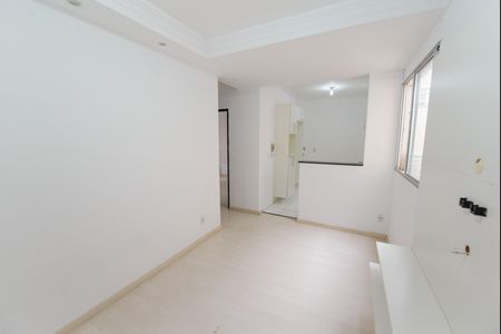 Sala de apartamento para alugar com 2 quartos, 45m² em Parque Senhor do Bonfim, Taubaté