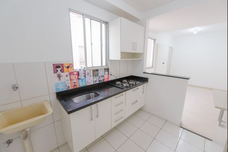 Apartamento para alugar com 45m², 2 quartos e 1 vaga Apartamento para alugar com 45m², 2 quartos e 1 vagaCozinha e Área de Serviço