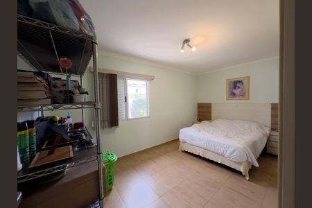 Casa de condomínio para alugar com 135m², 4 quartos e 3 vagas Casa de condomínio para alugar com 135m², 4 quartos e 3 vagasSuíte