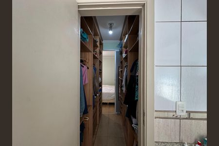 Casa de condomínio para alugar com 135m², 4 quartos e 3 vagas Casa de condomínio para alugar com 135m², 4 quartos e 3 vagasBanheiro da Suíte