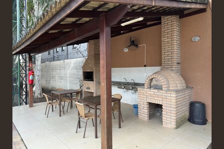 Casa de condomínio para alugar com 135m², 4 quartos e 3 vagas Casa de condomínio para alugar com 135m², 4 quartos e 3 vagasÁrea comum - Churrasqueira