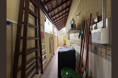 Casa de condomínio para alugar com 135m², 4 quartos e 3 vagas Casa de condomínio para alugar com 135m², 4 quartos e 3 vagasÁrea de Serviço