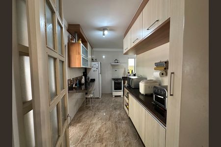 Casa de condomínio para alugar com 135m², 4 quartos e 3 vagas Casa de condomínio para alugar com 135m², 4 quartos e 3 vagasCozinha