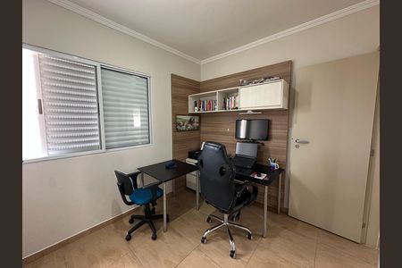 Casa de condomínio para alugar com 135m², 4 quartos e 3 vagas Casa de condomínio para alugar com 135m², 4 quartos e 3 vagasEscritório