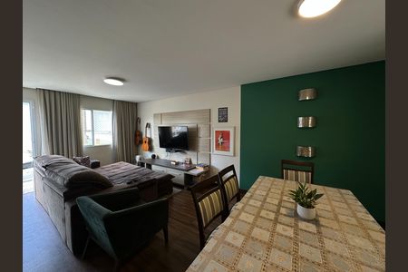 Casa de condomínio para alugar com 135m², 4 quartos e 3 vagas Casa de condomínio para alugar com 135m², 4 quartos e 3 vagasSala