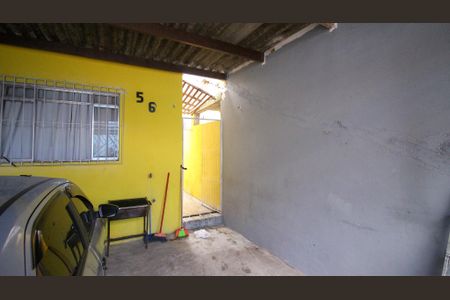 Casa à venda com 60m², 1 quarto e 2 vagasGaragem