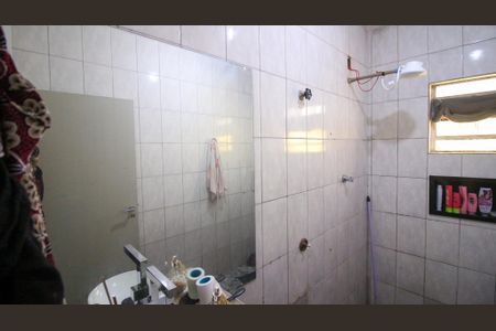 Casa à venda com 60m², 1 quarto e 2 vagasBanheiro social
