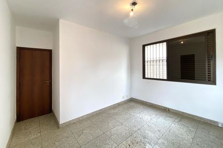 Apartamento à venda com 218m², 4 quartos e 3 vagas