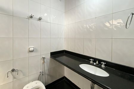 Apartamento à venda com 218m², 4 quartos e 3 vagas