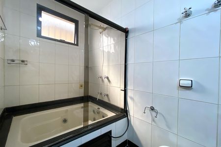 Apartamento à venda com 218m², 4 quartos e 3 vagas