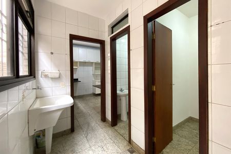 Apartamento à venda com 218m², 4 quartos e 3 vagas