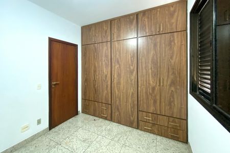 Apartamento à venda com 218m², 4 quartos e 3 vagas