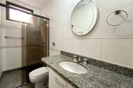 Apartamento à venda com 218m², 4 quartos e 3 vagas