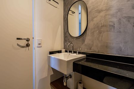 Studio à venda com 25m², 1 quarto e sem vaga Studio à venda com 25m², 1 quarto e sem vaga Banheiro