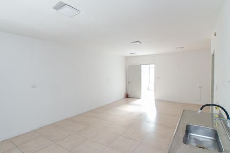 Casa para alugar com 320m², 3 quartos e 1 vaga Casa para alugar com 320m², 3 quartos e 1 vagaCozinha