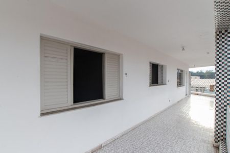 Casa para alugar com 320m², 3 quartos e 1 vaga Casa para alugar com 320m², 3 quartos e 1 vagaVaranda