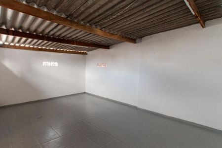 Casa para alugar com 320m², 3 quartos e 1 vaga Casa para alugar com 320m², 3 quartos e 1 vagaQuintal