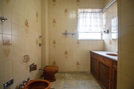 Apartamento à venda com 286m², 7 quartos e 1 vaga Apartamento à venda com 286m², 7 quartos e 1 vagaBanheiro