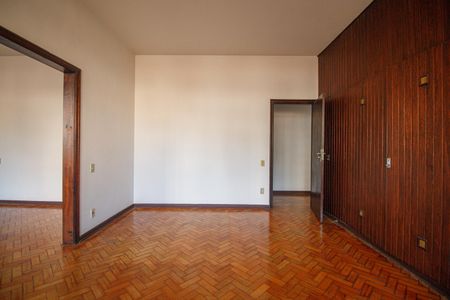 Apartamento à venda com 286m², 7 quartos e 1 vaga Apartamento à venda com 286m², 7 quartos e 1 vagaQuarto 3