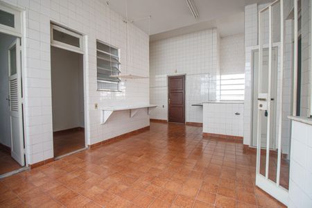 Apartamento à venda com 286m², 7 quartos e 1 vaga Apartamento à venda com 286m², 7 quartos e 1 vagaÁrea de Serviço