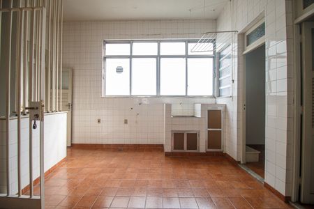 Apartamento à venda com 286m², 7 quartos e 1 vaga Apartamento à venda com 286m², 7 quartos e 1 vagaÁrea de Serviço