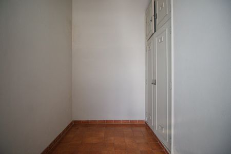 Apartamento à venda com 286m², 7 quartos e 1 vaga Apartamento à venda com 286m², 7 quartos e 1 vagaQuarto de Serviço