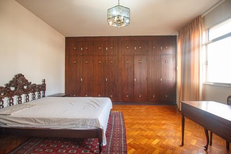 Apartamento à venda com 286m², 7 quartos e 1 vaga Apartamento à venda com 286m², 7 quartos e 1 vagaQuarto 4