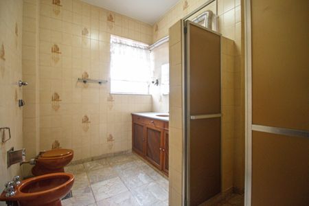 Apartamento à venda com 286m², 7 quartos e 1 vaga Apartamento à venda com 286m², 7 quartos e 1 vagaBanheiro