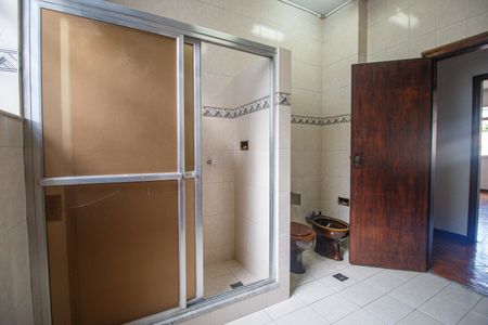 Apartamento à venda com 286m², 7 quartos e 1 vaga Apartamento à venda com 286m², 7 quartos e 1 vagaBanheiro 2