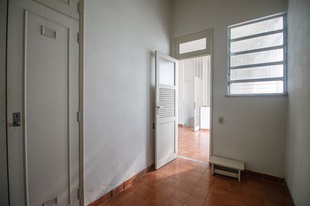 Apartamento à venda com 286m², 7 quartos e 1 vaga Apartamento à venda com 286m², 7 quartos e 1 vagaQuarto de Serviço