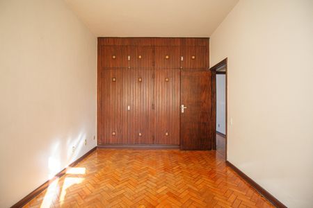 Apartamento à venda com 286m², 7 quartos e 1 vaga Apartamento à venda com 286m², 7 quartos e 1 vagaQuarto 6