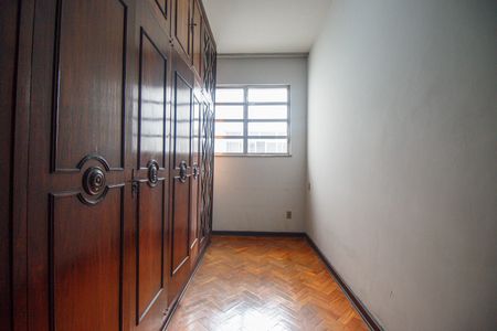 Apartamento à venda com 286m², 7 quartos e 1 vaga Apartamento à venda com 286m², 7 quartos e 1 vagaQuarto 1