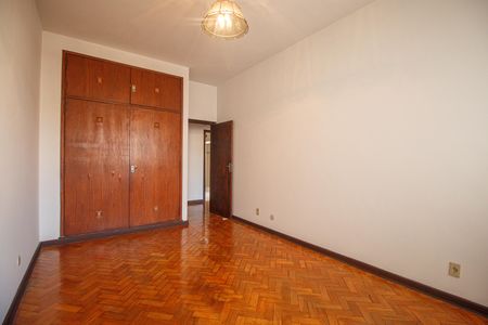 Apartamento à venda com 286m², 7 quartos e 1 vaga Apartamento à venda com 286m², 7 quartos e 1 vagaQuarto 2