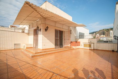 Apartamento à venda com 286m², 7 quartos e 1 vaga Apartamento à venda com 286m², 7 quartos e 1 vagaCobertura