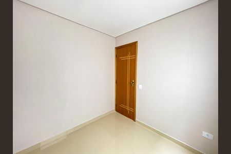 Quarto 1 de apartamento à venda com 2 quartos, 40m² em Parque Vitoria, São Paulo