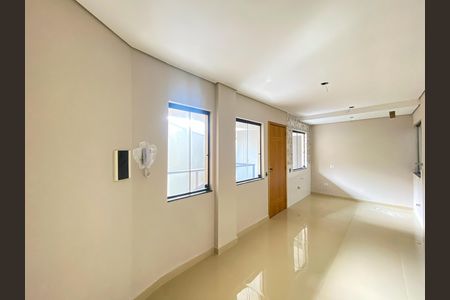 Apartamento à venda com 40m², 2 quartos e sem vaga Apartamento à venda com 40m², 2 quartos e sem vagaSala / Cozinha