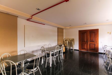 Apartamento para alugar com 67m², 2 quartos e 1 vaga Apartamento para alugar com 67m², 2 quartos e 1 vagaÁrea comum - Salão de festas