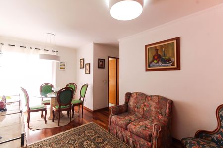 Apartamento para alugar com 67m², 2 quartos e 1 vaga Apartamento para alugar com 67m², 2 quartos e 1 vagaSala