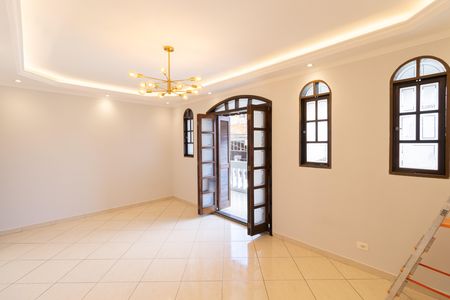 Sala de casa para alugar com 3 quartos, 130m² em Conjunto Habitacional Aguia de Haia, São Paulo