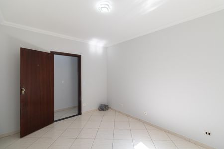 Casa para alugar com 130m², 3 quartos e 1 vaga Casa para alugar com 130m², 3 quartos e 1 vagaQuarto 2