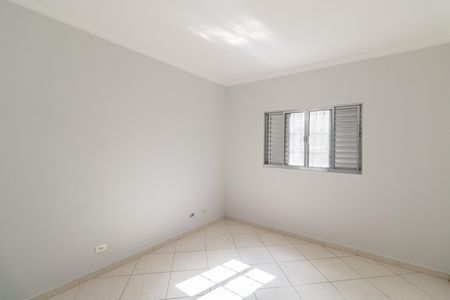 Casa para alugar com 130m², 3 quartos e 1 vaga Casa para alugar com 130m², 3 quartos e 1 vagaQuarto 2