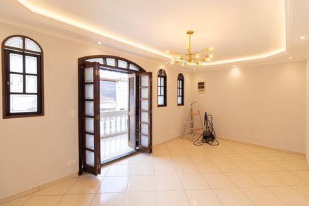 Sala de casa para alugar com 3 quartos, 130m² em Conjunto Habitacional Aguia de Haia, São Paulo