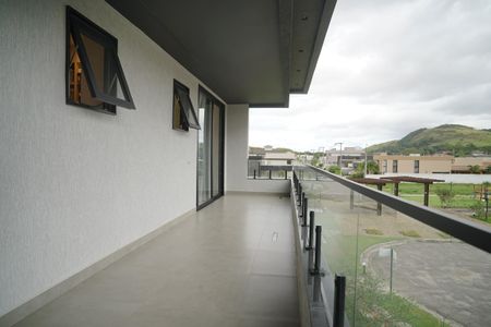 Casa de condomínio para alugar com 442m², 6 quartos e 3 vagasVaranda