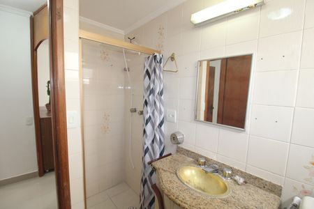 Apartamento para alugar com 52m², 2 quartos e sem vagaBanheiro
