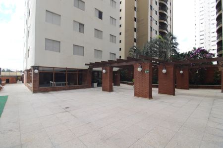 Apartamento para alugar com 52m², 2 quartos e sem vagaÁrea Comum