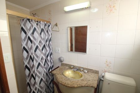 Apartamento para alugar com 52m², 2 quartos e sem vagaBanheiro