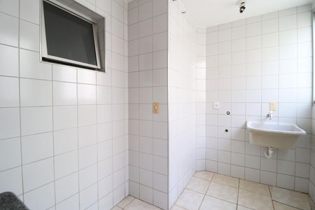 Apartamento para alugar com 125m², 3 quartos e 1 vagaÁrea de Serviço