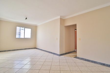 Sala de apartamento para alugar com 3 quartos, 125m² em Santa Mônica, Uberlândia