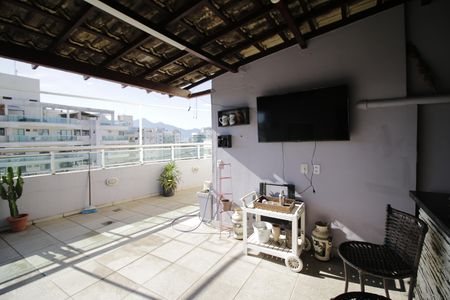 Apartamento à venda com 115m², 2 quartos e 2 vagasCobertura