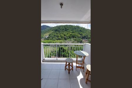 Apartamento para alugar com 64m², 2 quartos e 2 vagasVaranda
